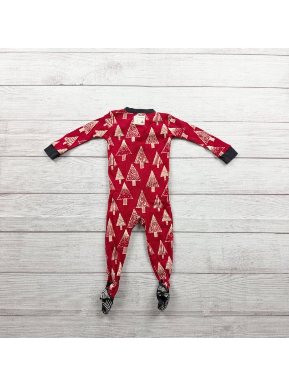 Burt’s Bees Baby Christmas Tree Print Organic Cotton Footie Pajamas 3-6 Months - Picture 3 of 3